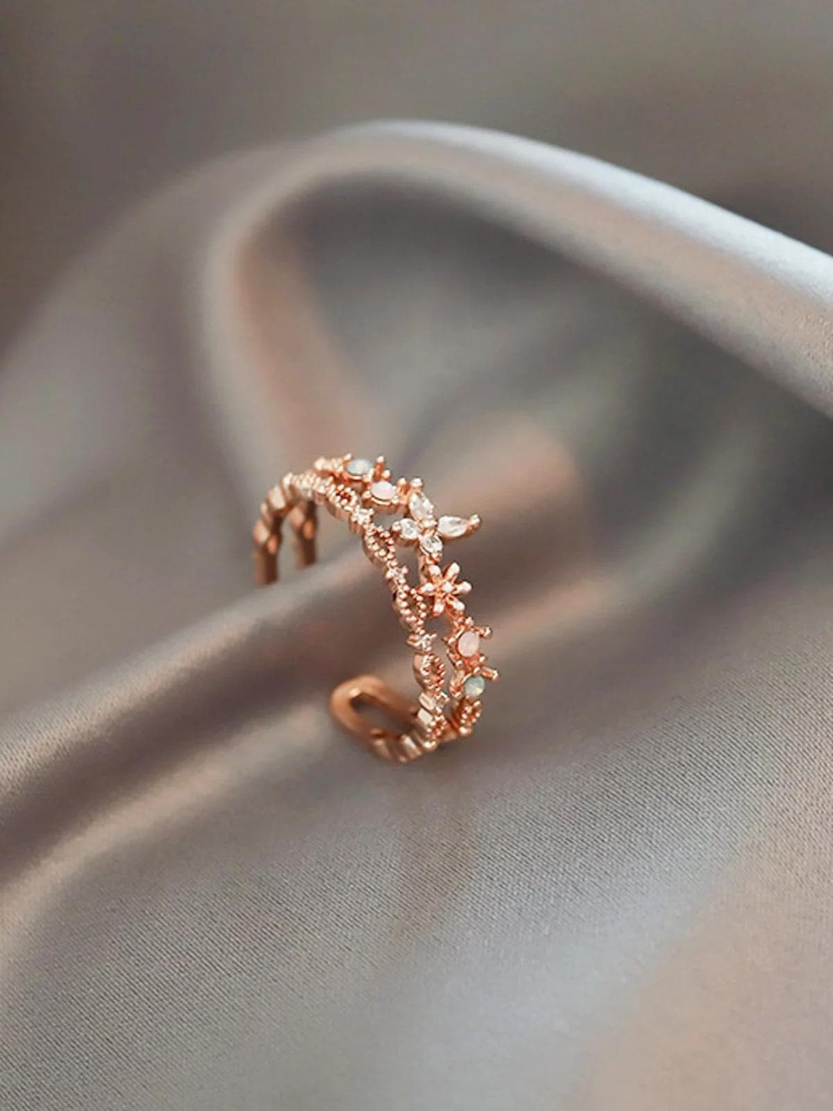Anillo Flores Oro 18k